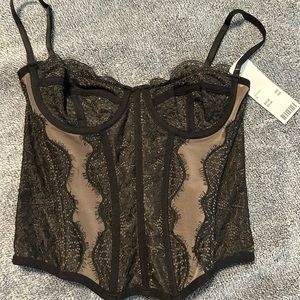 Urban outfitters corset top size small
